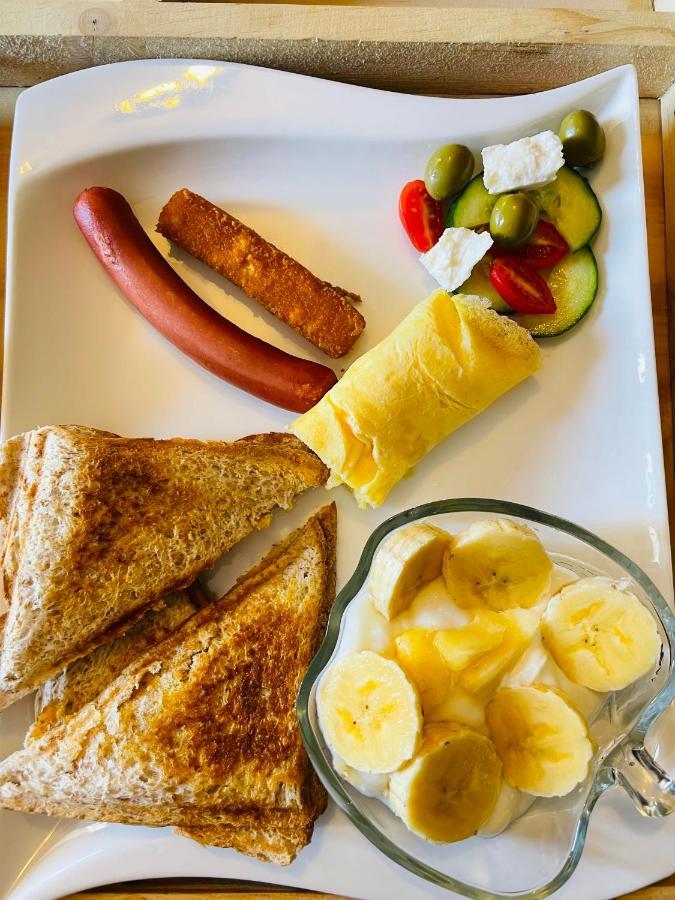 Moh Ville Guest House Масеру Экстерьер фото