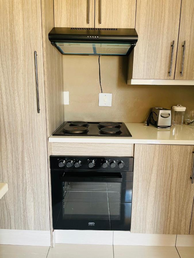 Moh Ville Guest House Масеру Экстерьер фото