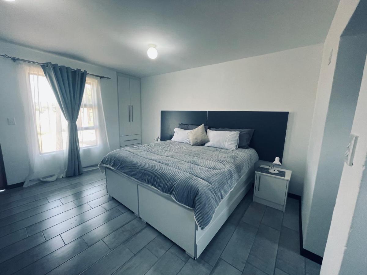 Moh Ville Guest House Масеру Экстерьер фото