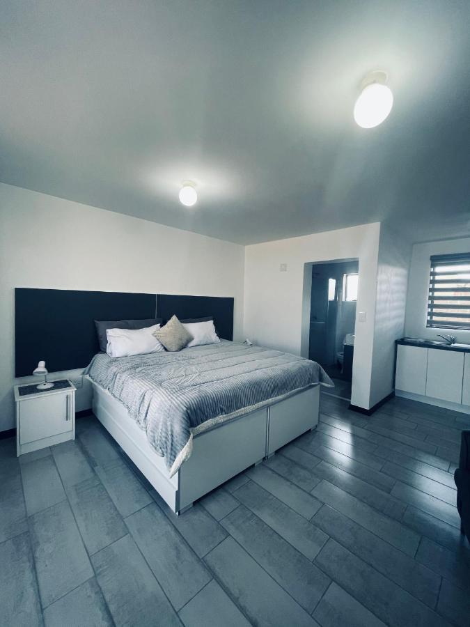 Moh Ville Guest House Масеру Экстерьер фото