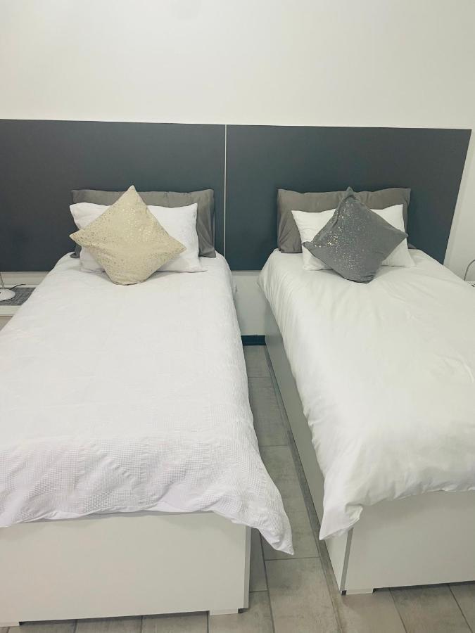 Moh Ville Guest House Масеру Экстерьер фото